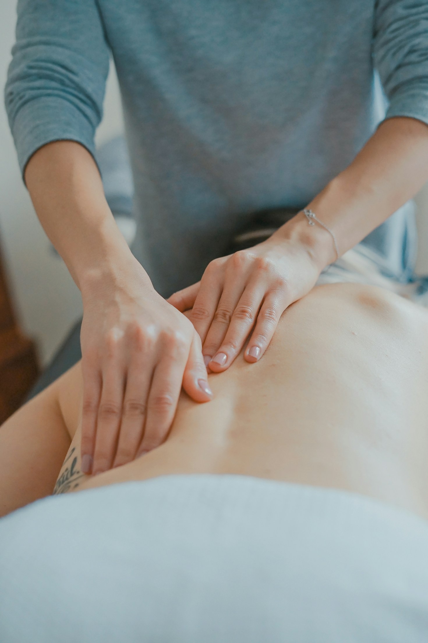 Why Choose Craniosacral Therapy for Well-Being Enhancement